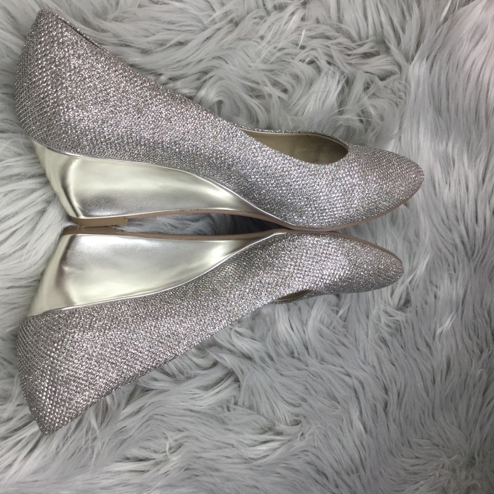 Bandolino Silver Wedge